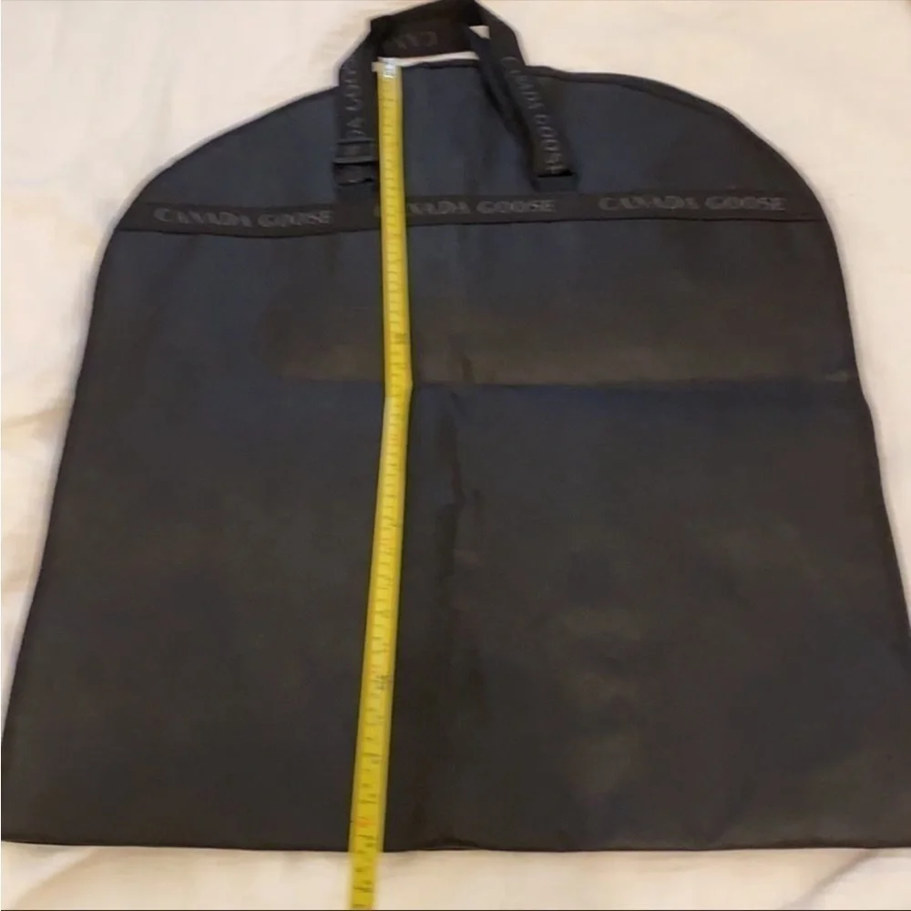 Canada Goose coat black dust bag . New.